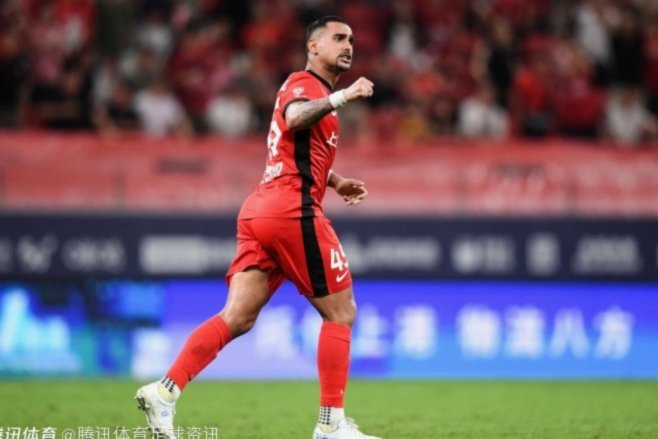 中超积分榜：蓉城大胜领先第二4分 申花8轮不败升至第五