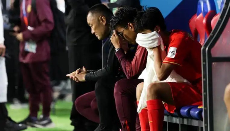 遭遇两连败！U17男足亚洲杯：中国队1-2日本队