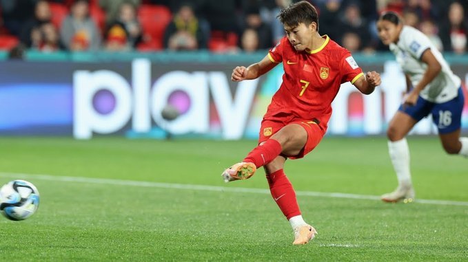 官方：宋凯会见FIFA秘书长及温格，双方就多项话题交换意见