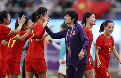 中国女足：亚运世界杯双重挑战