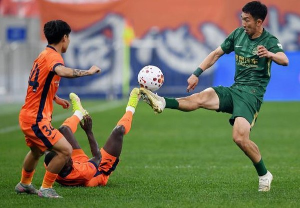 王钰栋妙传，米特里策破门：浙江1-0制胜海牛