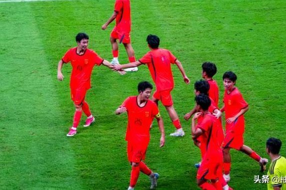 U17国足点球险胜河床晋级决赛迎战阿森纳